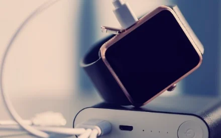 智能電子產(chǎn)品中的點焊：為可穿戴設(shè)備提供精度